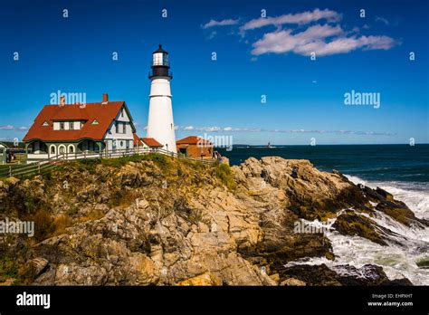 Portland Head Lighthouse And The Atlantic Ocean At Fort Williams Park