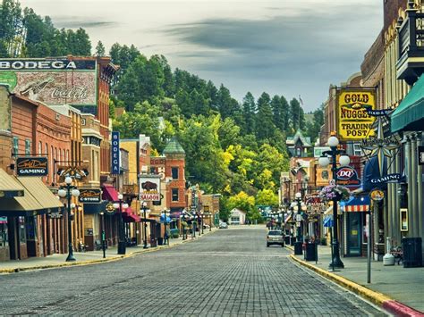 The 50 Most Beautiful Small Towns In America Midwest Vacations Small