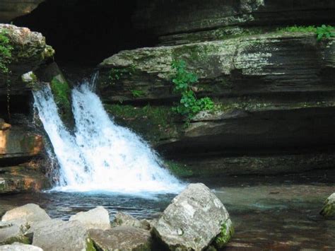 15 Best Swimming Holes In Arkansas The Crazy Tourist