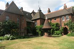 William Morris's 'Red House' at Bexleyheath in England — Mary Brown Designs