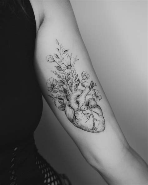 Anatomical Heart For Rosie 🌸🌿🖤 With Images Tatuaże Pomysły Na