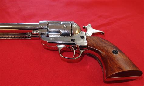 Replica Denix 45 Calibre Colt Peacemaker Revolver Pistol Jb Military