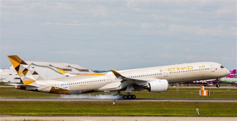 Photos Du 1er Airbus A350 1000 Etihad Airways Peint Actu Aero Aaf