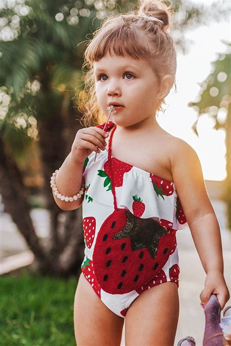 Daisy Strawberry Print One Piece Swimsuit For Toddler Girls And Girls
