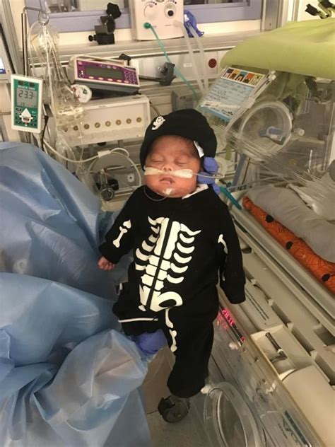 Photos Nicu Babies Dress Up For Halloween At Advocate Childrens