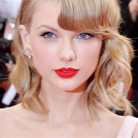 Stream red by taylor swift from desktop or your mobile device. 5 Taylor Swift-Approved Red Lipsticks