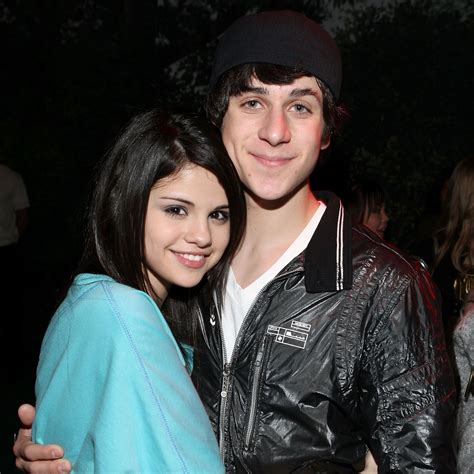 Selena Gomez And David Henrie Reunite Spark Wizards Of Waverly Place