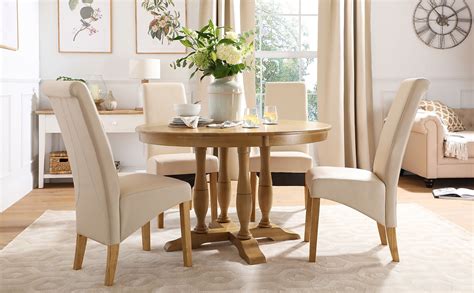 Highgrove Round Oak Wood Dining Table With 4 Richmond Cream Leather