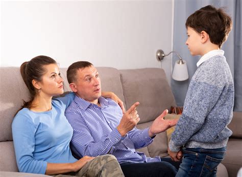 Strict Parents Signs And Effect Of Strict Parenting How To Deal With