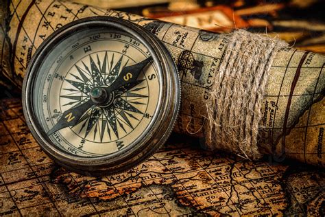 Old Vintage Compass On Ancient Map Stock Photo 648094 Crushpixel