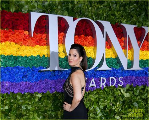 Stephanie J Block Shares Kiss With Husband Sebastian Arcelus At Tony Awards 2019 Photo