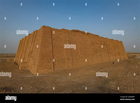 Ziggurat Of Ur Hi Res Stock Photography And Images Alamy
