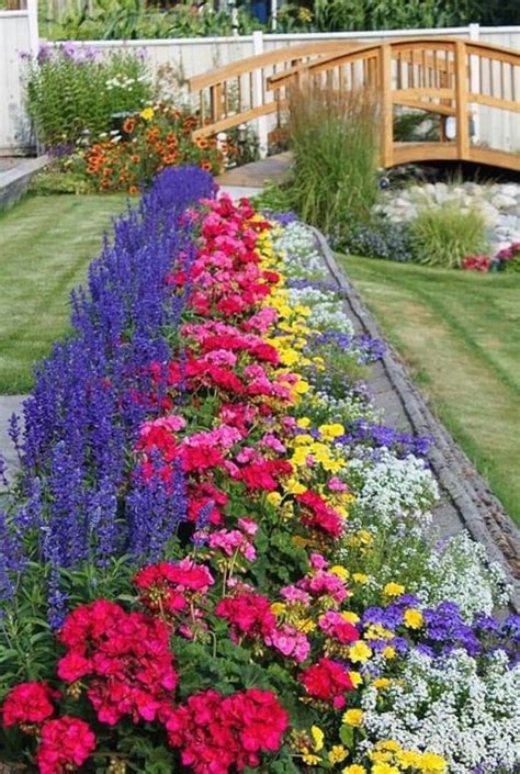 Beautiful Backyard Garden Design Flowers Idea By Diane Brassard On