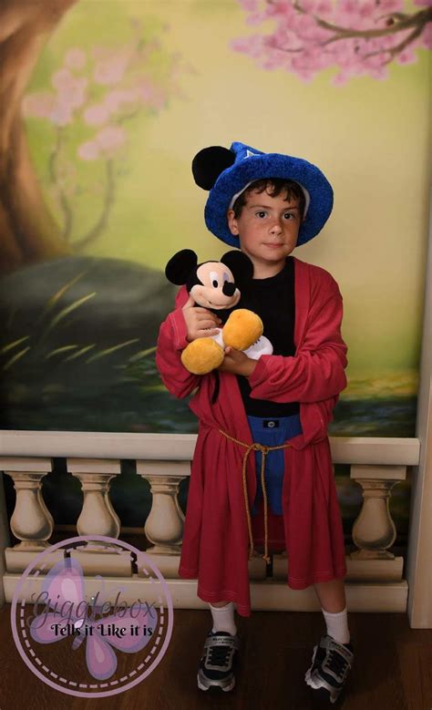Diy Sorcerer Mickey Costume Gigglebox Tells It Like It Is