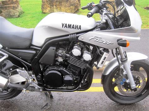 1999 T Yamaha Fzs 600 Fazer 600cc Tourer Silver