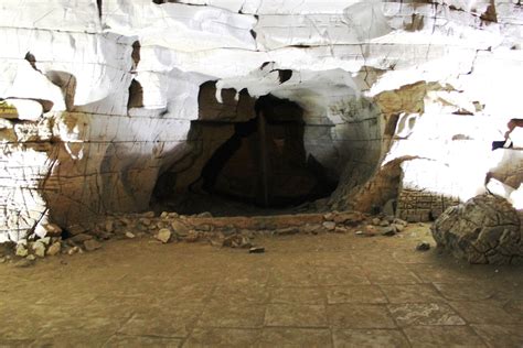 Tales Of A Nomad Belum Caves Deep Down Under