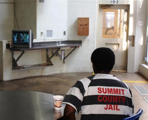 After Budget Shortfall Ohio Jail Releases 72 Inmates Here And Now