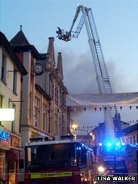 brixham harbour news fire tackled by 100 firefighters bbc news