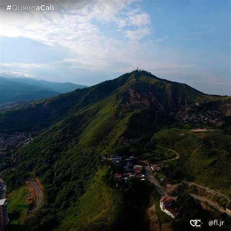 Vista Al Cerro De Las Tres Cruces Cali Colombia Dream Vacations