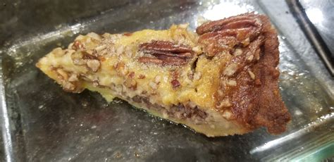 Ooey Gooey Cinnamon Caramel Pecan Pie The No Nose Kitchen