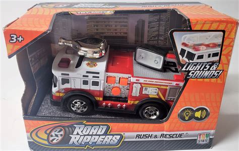 2016 Toy State Road Rippers Rush And Rescue Firetruck 26 5 Lights