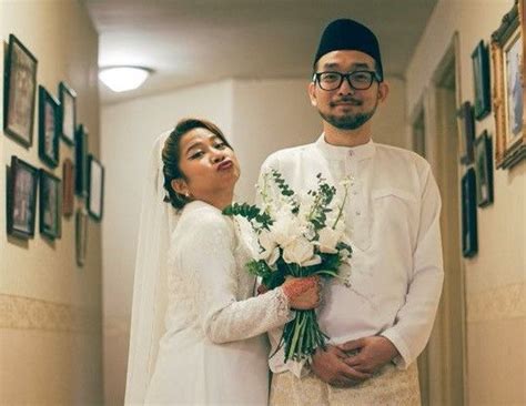 look malaysian singer zee avi shares photos from her wedding the star