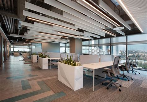 133 Office Snapshots Office Ceiling Design Office Interior Design