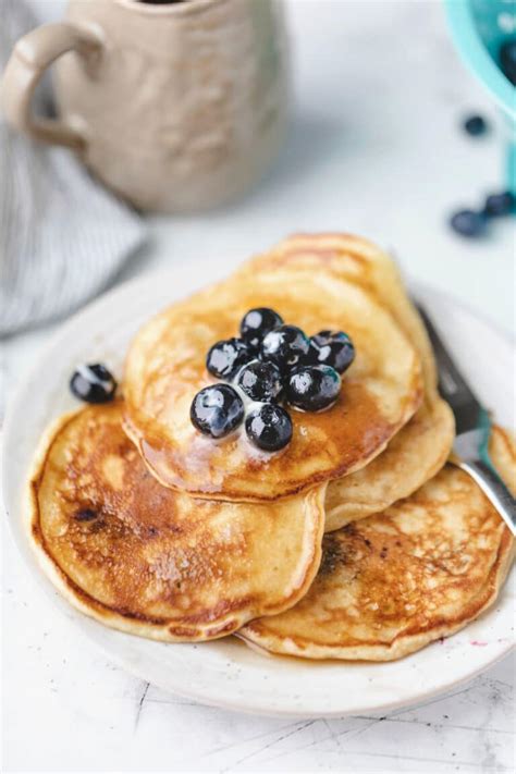 Easy Blueberry Pancakes I Heart Eating