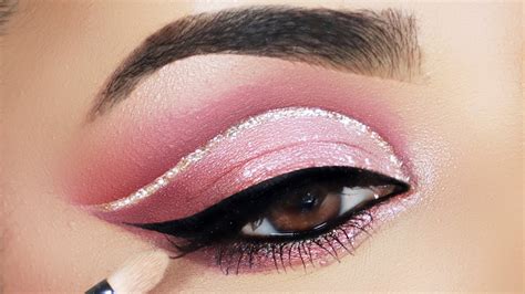 Soft Pink Monotone Glitter Cut Crease Makeup Tutorial