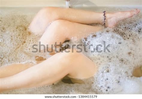 Lesbian Bubble Bath Telegraph