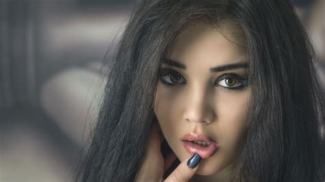 Women Model Malena Fendi Face Brunette Parted Lips Finger On Lips