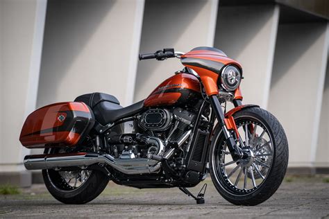 Thunderbike De Luxe • Harley Davidson Flsb Sport Glide Customized