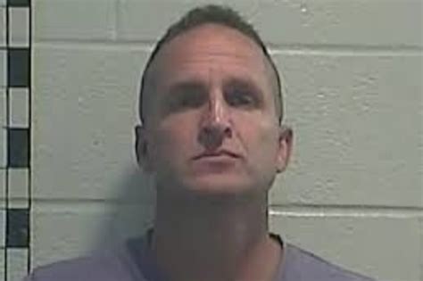 Ex Lmpd Cop Brett Hankison Sued For Sexual Assault