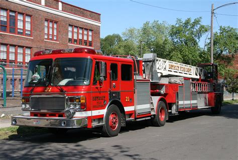 Detroit Fire Department Ladder Truck 21 American