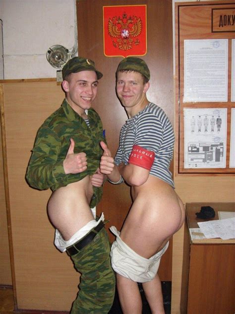 Эротика солдаты в бане 21 фото порно babatop xyz