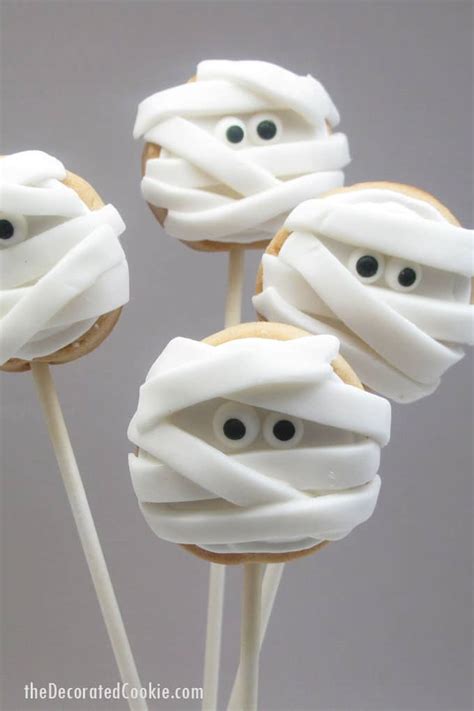 Halloween Mummy Cookies On A Stick Fun Food Idea For Halloween
