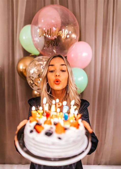 70 Creative Birthday Photoshoot Ideas And Proven Tips For You To Try 2023 Girl Shares Tips