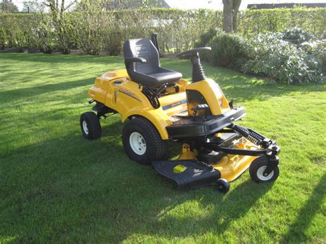 Check spelling or type a new query. CUB CADET FMZ-42 Zero Turn Plæneklipper Demomodel / CUB ...
