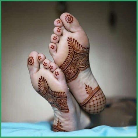 Pakistani Mehndi Designs For Feet