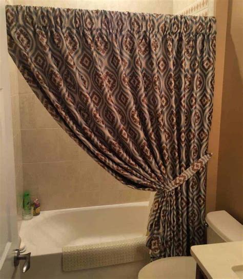 57 Unique Shower Curtain Ideas For Your Bathroom