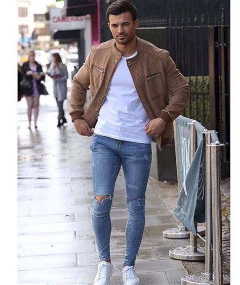 35 Skinny Jeans Idea For Men Casual Outfit You Can Wear Now Skinny Jeans Men