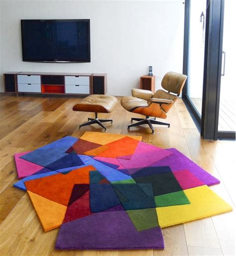21 Cool Rugs That Put The Spotlight On The Floor ~ Scaniaz