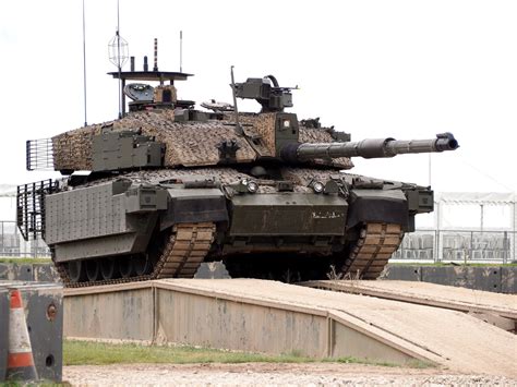 Challenger 2 Main Battle Tank Nicknamed Megatron Military Vehicles