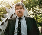 Stephen Jay Gould Biography - Childhood, Life Achievements & Timeline