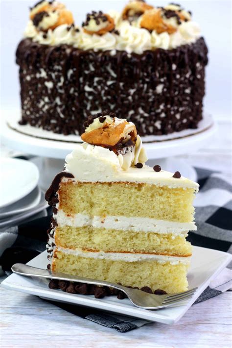 Layered Cannoli Cake Recipe With Chocolate Chips Recipe Cannoli