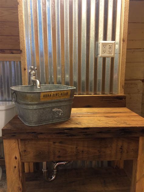 45 Farmhouse Bathroom Decor Corrugated Metal Ideas Silahsilah