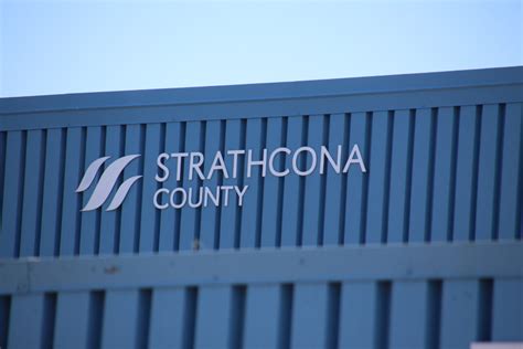 Strathcona County First Responders Hosting Hockey Game To Support