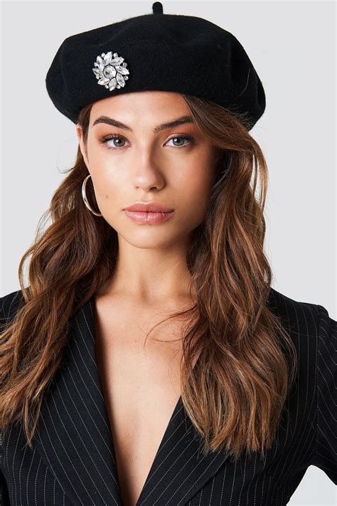 Embellished Beret Hat Black Roupas Da Moda Feminina Chapéus Da Moda Roupas Da Moda
