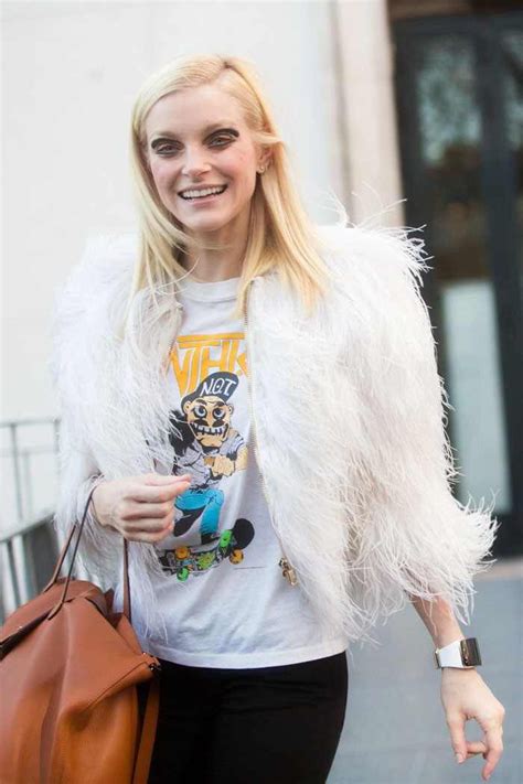 Jessica Stam Pfw Aw 15 Day One Street Style Style Fashion