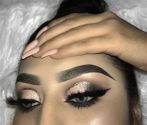Lux And Makeup With Images Glam Makeup Look Makeup Inspiration Cool